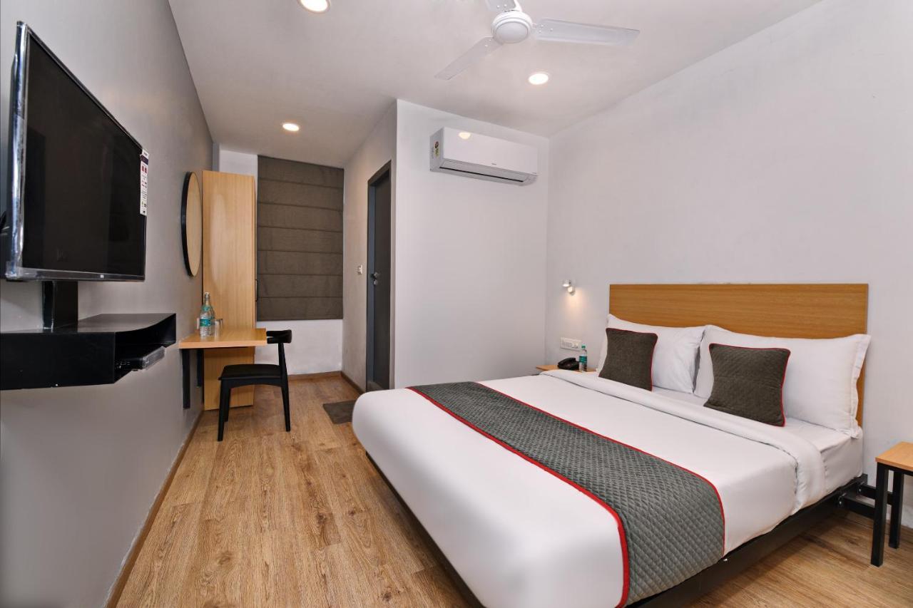 Townhouse Function Inn Near Chaudhary Charan Singh International Airport Lakhnau Kültér fotó
