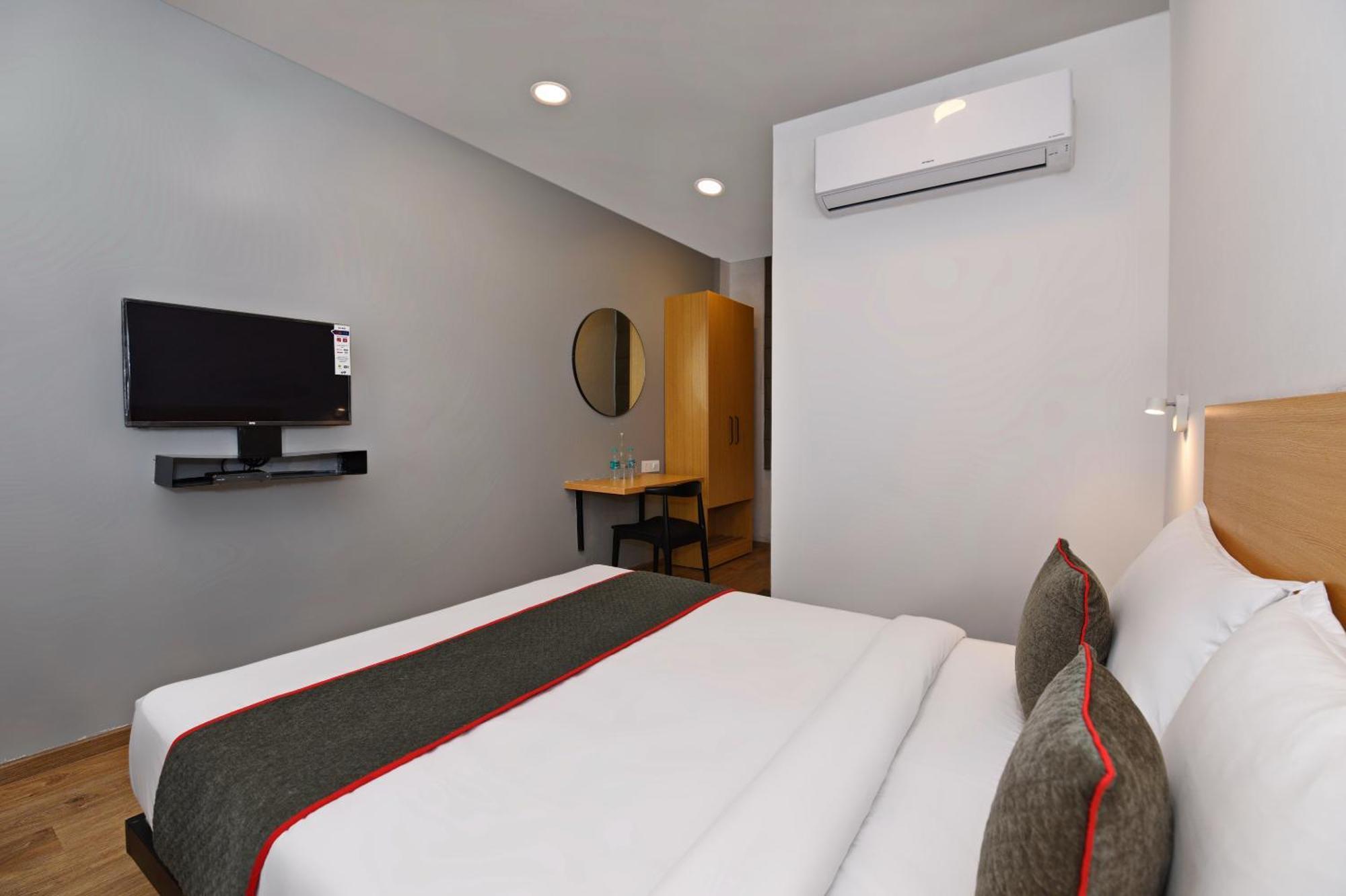 Townhouse Function Inn Near Chaudhary Charan Singh International Airport Lakhnau Kültér fotó