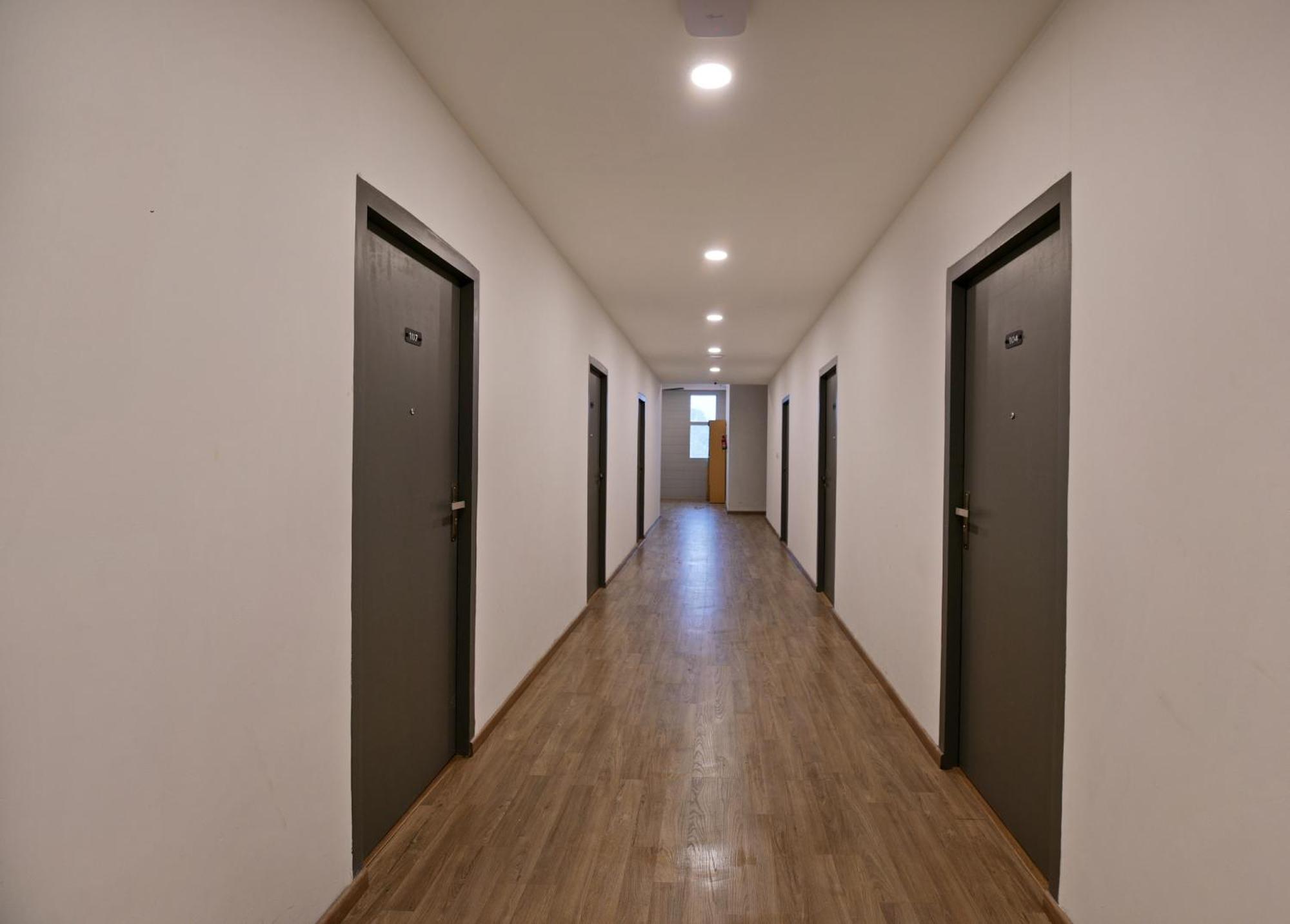 Townhouse Function Inn Near Chaudhary Charan Singh International Airport Lakhnau Kültér fotó